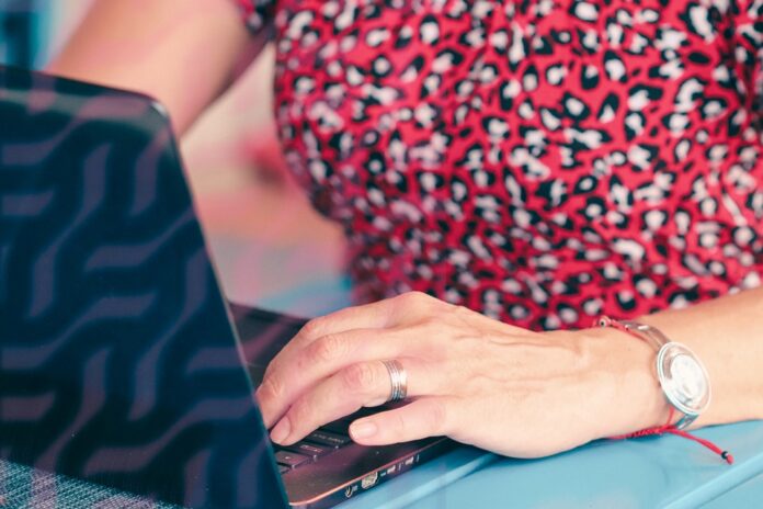The Art of Self-Promotion: How to Market Yourself as a Freelancer Without Feeling Sleazy