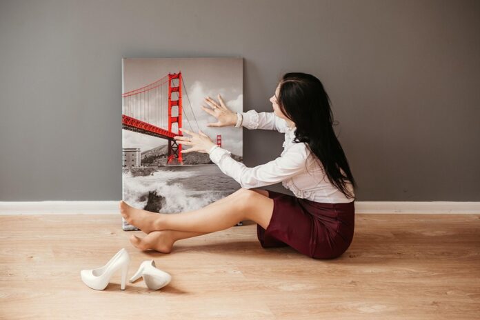 Lessons Learned: How One Solo Entrepreneur Overcame Obstacles to Achieve Success